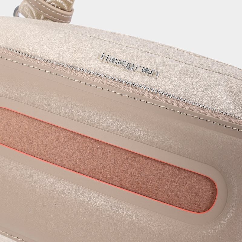 Women's Hedgren Americano Belt Bags Beige | JYT2564ZF