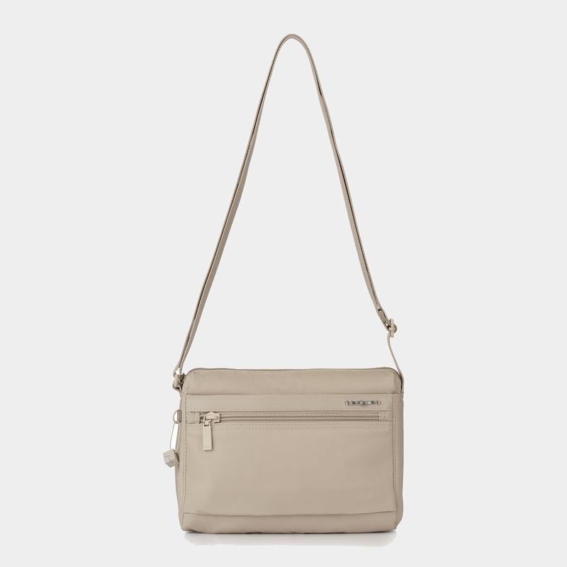 Women's Hedgren Eye Shoulder Bags Beige | QDY4991OV