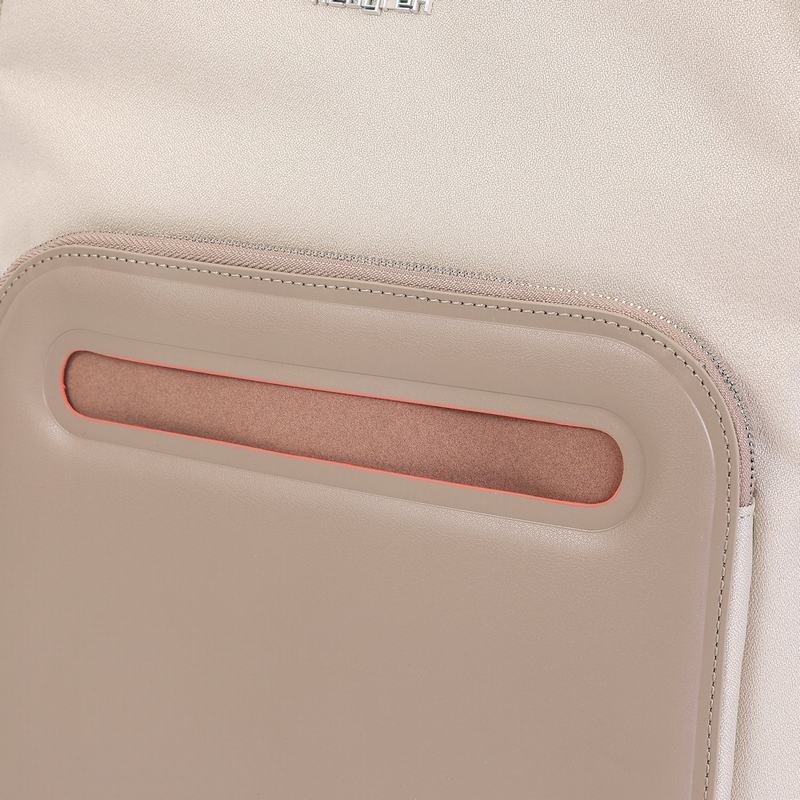 Women's Hedgren Latte Backpacks Beige | CTV7628SS