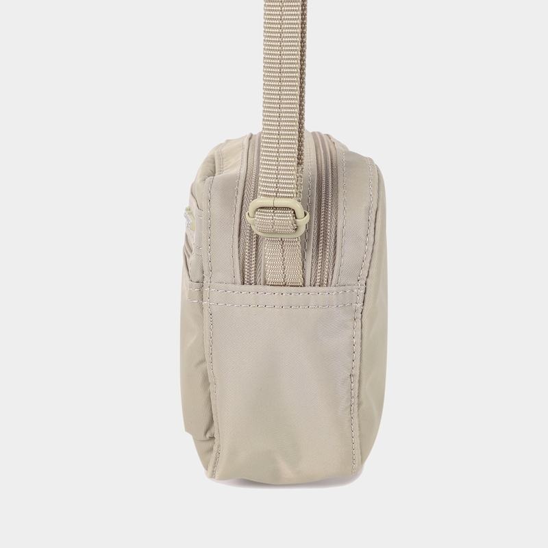 Women's Hedgren Maia Crossbody Bags Beige | EUW9192MB